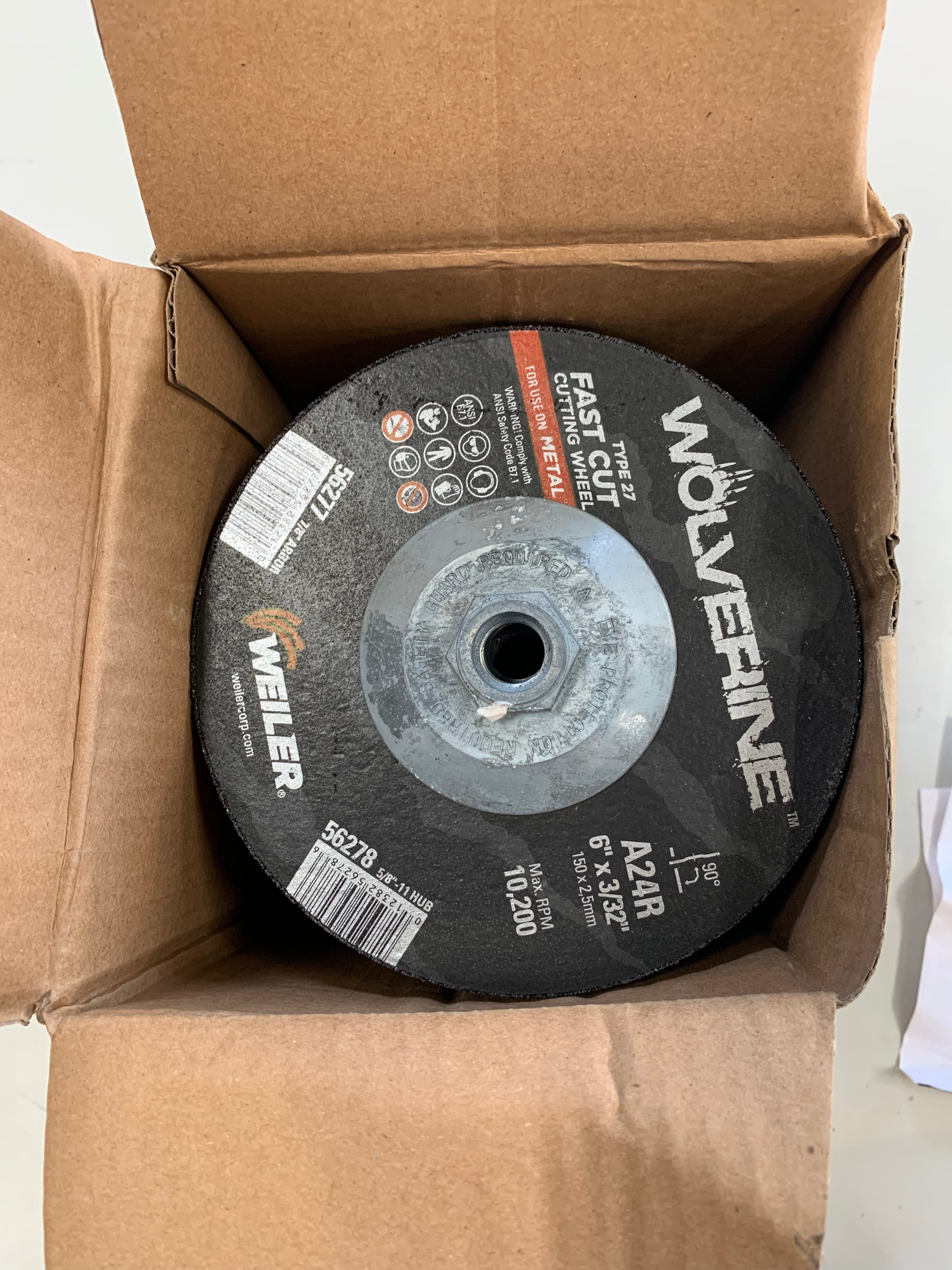 thumbnail image 2 of DeWalt DW8005 10-Inch Metal Cutting Wheels (10-Pack) – A24R Type 1, 7/64-Inch Thickness, 5/8-Inch Arbor 2 of 14