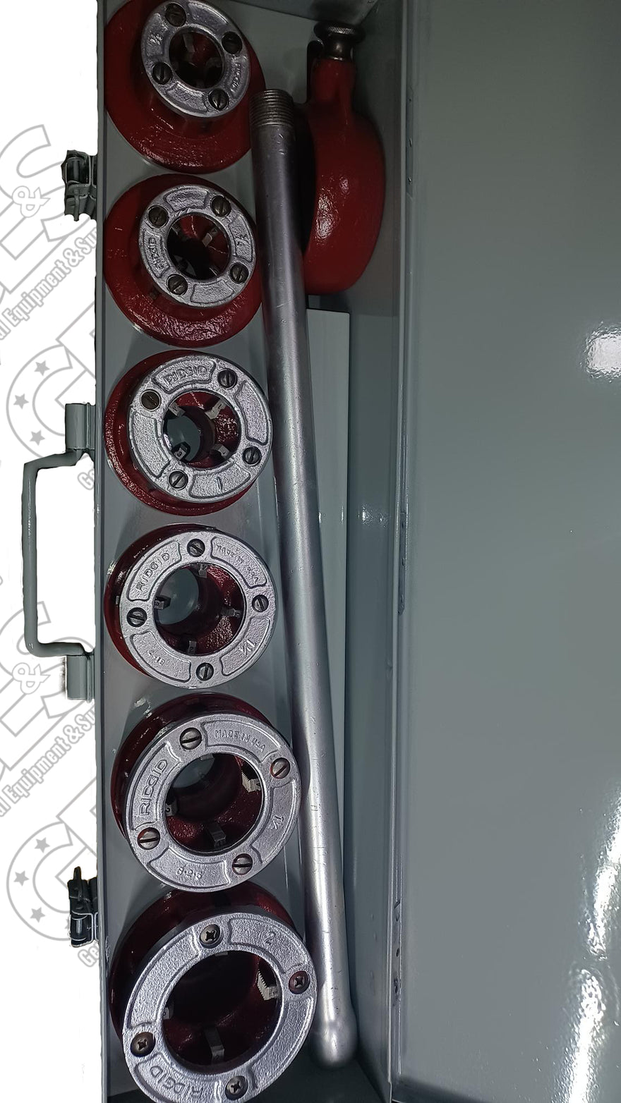 Ridgid 36475 12R Manual Threader Set for NPT 1/2 in. to 2in. Conduit