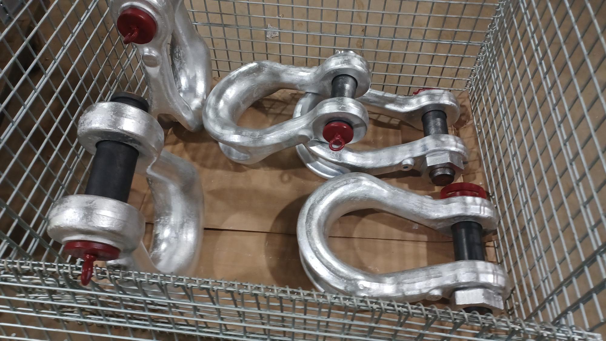 Crosby G2160 Wide Body Sling Shackle 40 Ton WLL 1021285