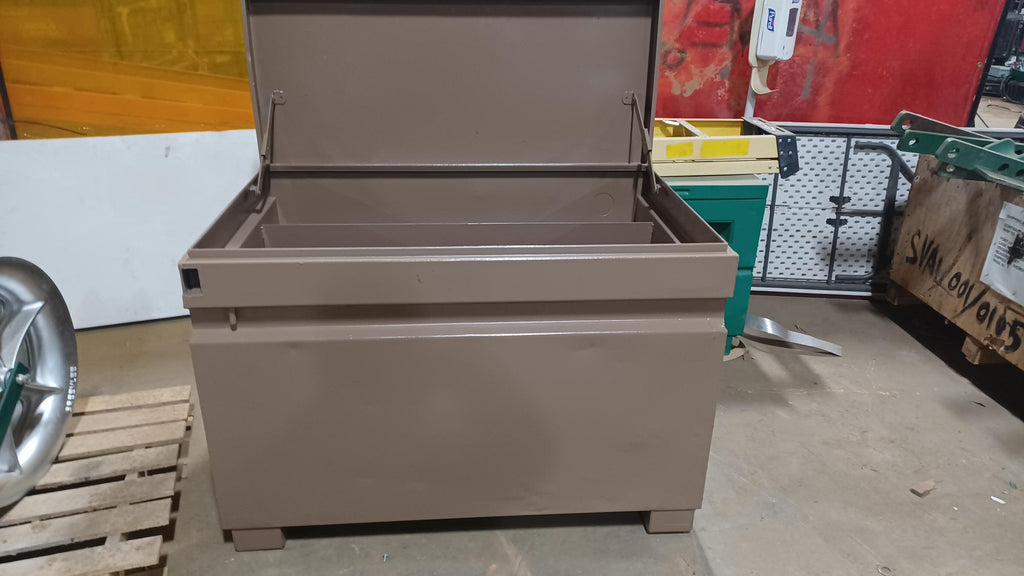 Knaack 4830 Jobmaster Storage Chest (48" x 24" x 23") Gang Box - Reconditioned w/ 1 Year Operational Warranty