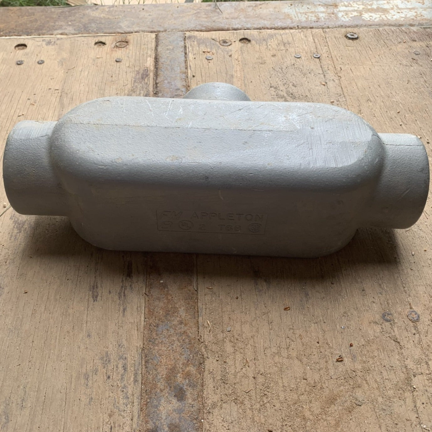 Appleton T68 Conduit Body 2 in. - Used