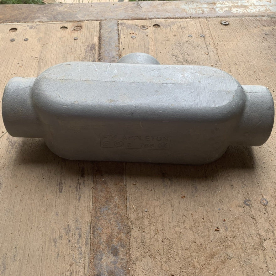 Appleton T68 Conduit Body 2 in. - Used