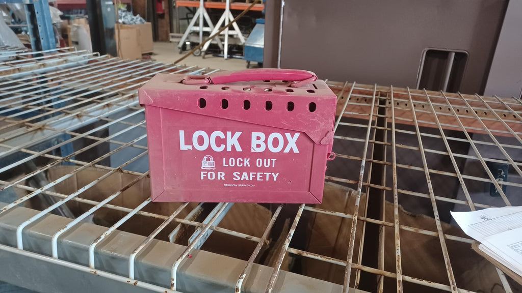 Brady 65699 - Portable Metal Lock Box - 6" H x 9" W x 3.5" D - Red Used