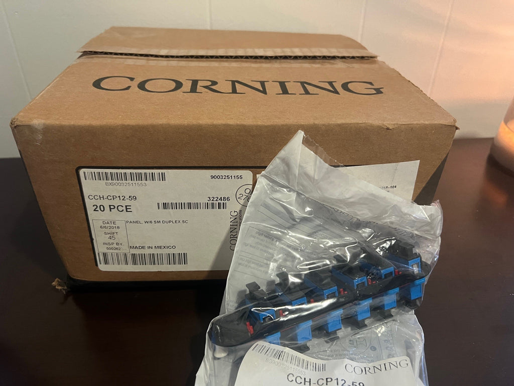 Corning CCH-CP12-59-P03RH Pigtailed Connector Housing-New Surplus