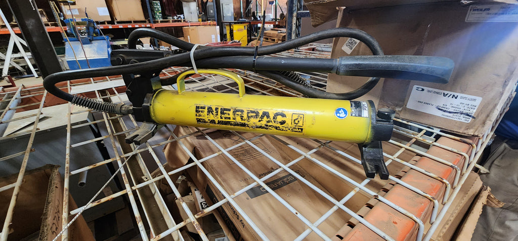 Enerpac P39, Single Speed, Hand Pump w/Hose Reconditioned and 1 Year Operational Warranty