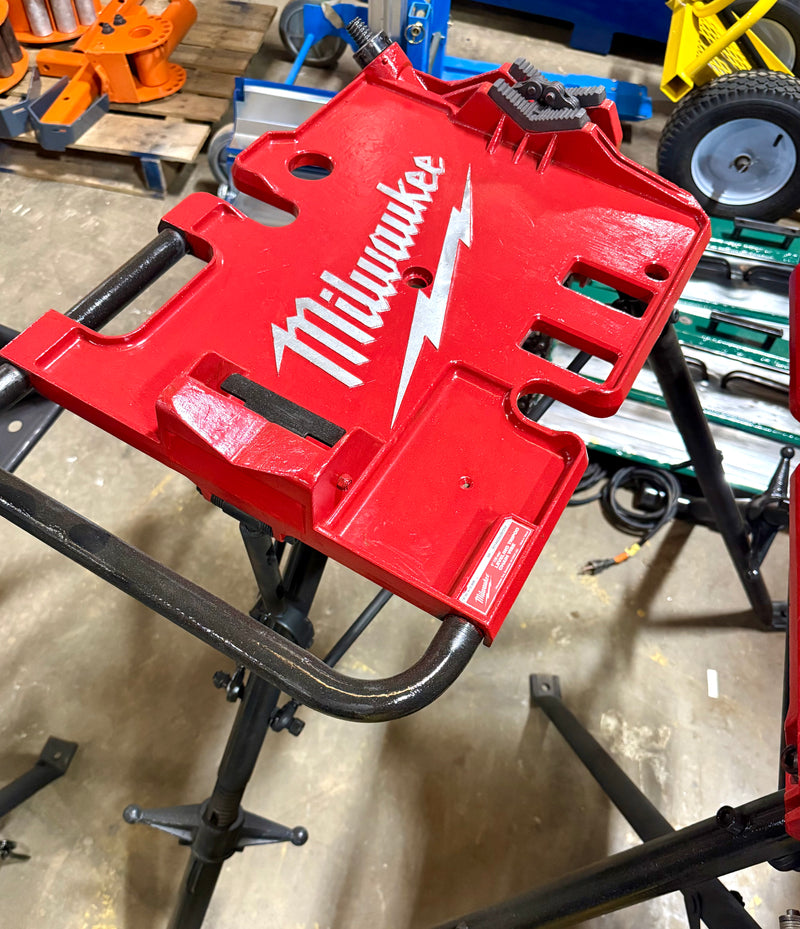 Milwaukee 48-22-8690 6” Leveling Tripod Chain Vise - Reconditioned