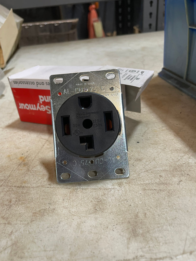 P&S Legrand 3864 30AMP 125/250V Blade Receptacle 3P 4Wire Grounding-New Surplus