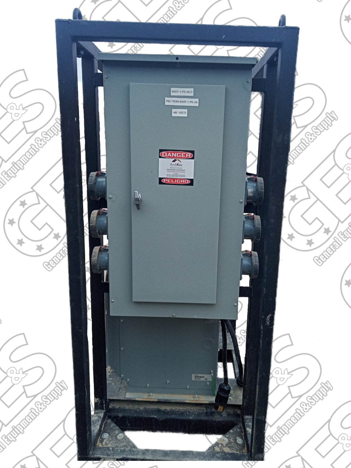 Southwire 99113G2-6 480V 250A 3-Phase Step-Down Power Distribution Cart - Used