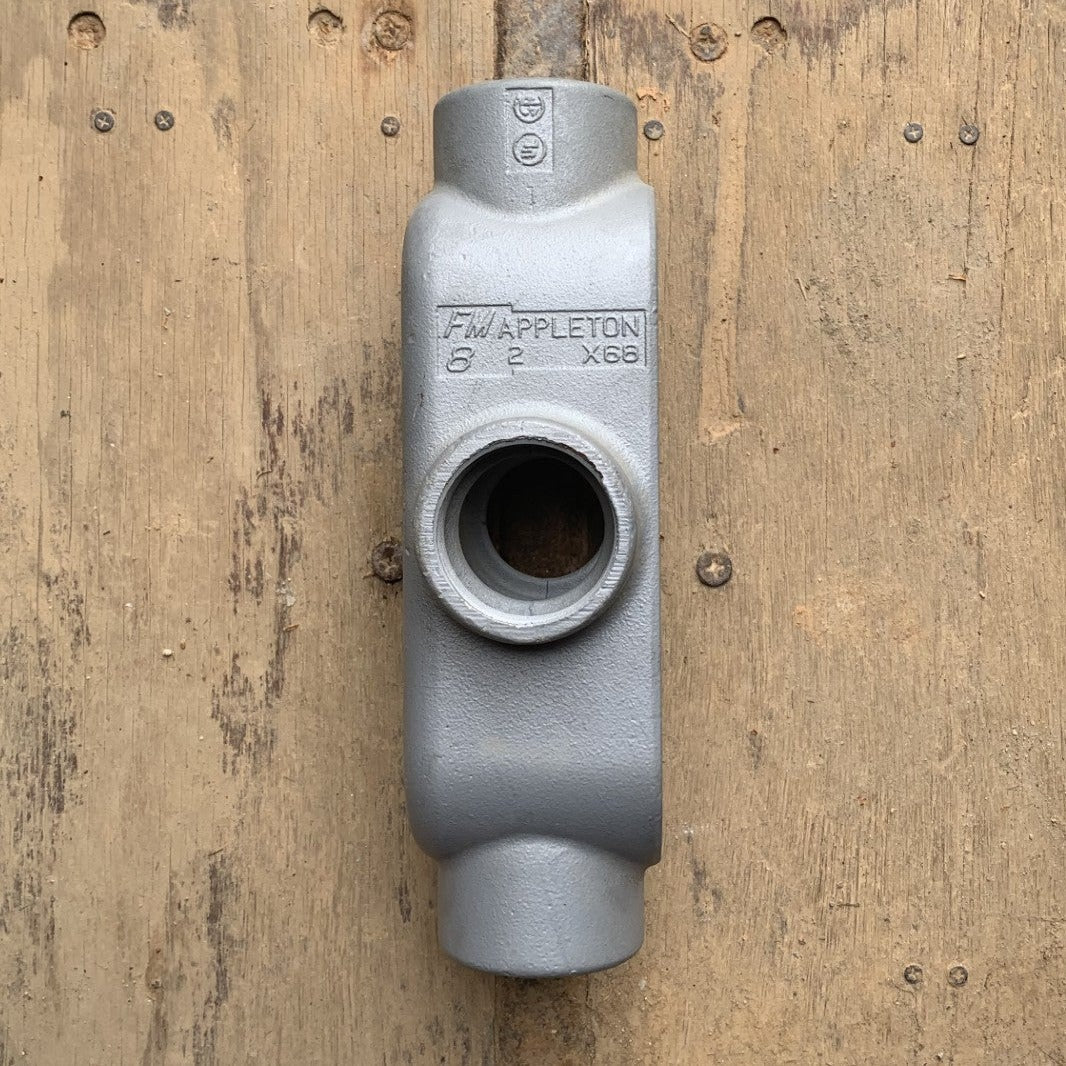 Appleton X68 Type X Conduit Body 2 in. - Used