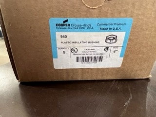 Eaton Crouse-Hinds 940 insulating bushing, Rigid, Insulated-New Surplus