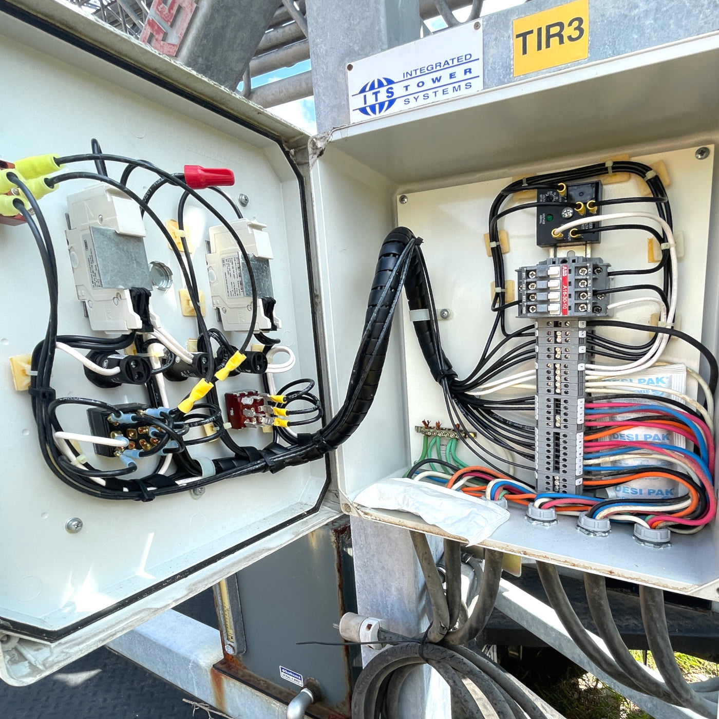 ITS Telescopic Tower System - Mobile - Used
