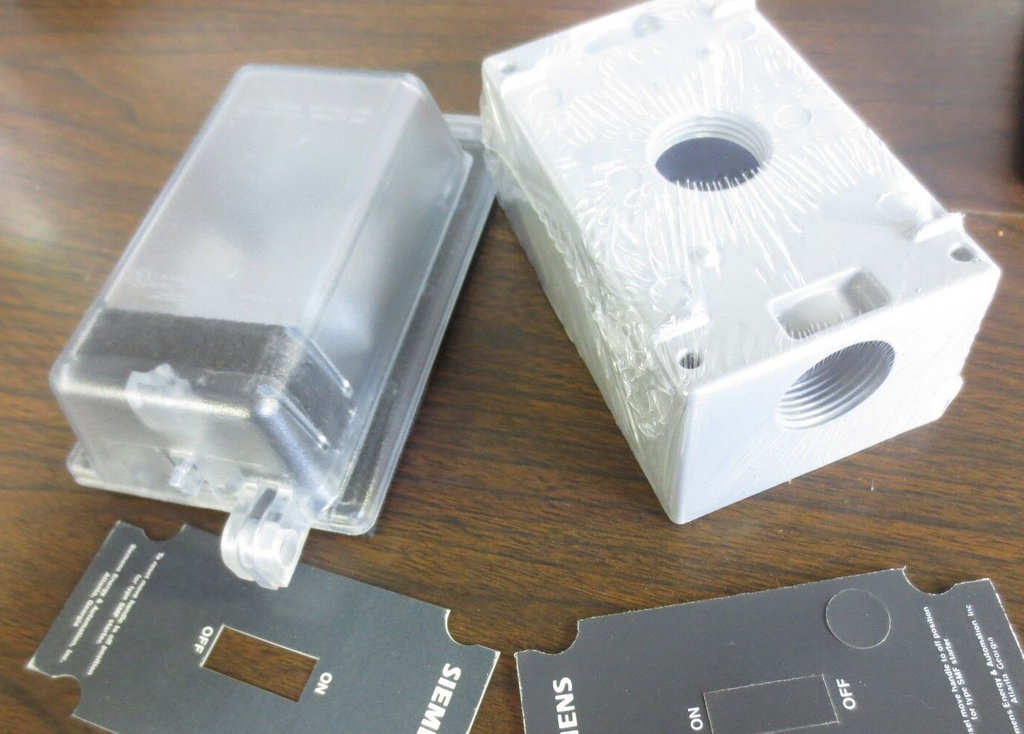 Siemans SMF40BC1 Enclosure Nema 4 3R/12-New Surplus