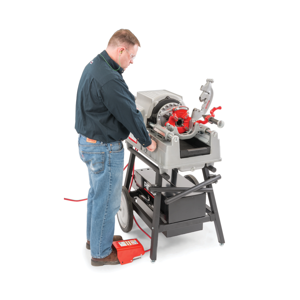 Ridgid 96502 Model 535 Manual Pipe Threader Package with 811A Head, Dies & Cart - Reconditioned
