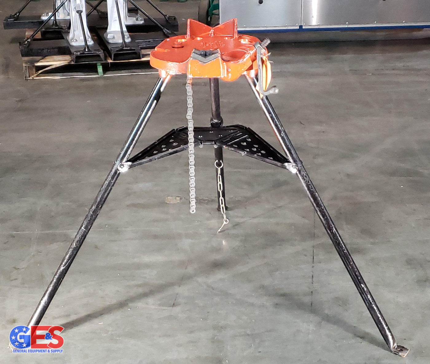 Ridgid 36273 460-6 1/8” – 6” Portable Tristand Chain Vise