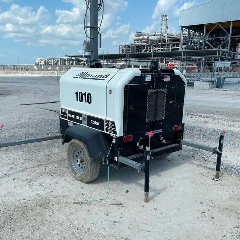 Allmand Maxi-Lite II Portable Lighting Tower - General Equipment & Supply