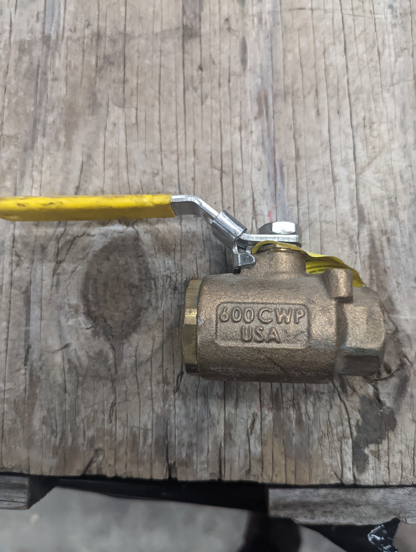 Apollo 77-144-27 FNPT Brass Ball Valve Inline 3/4 in. - New Surplus