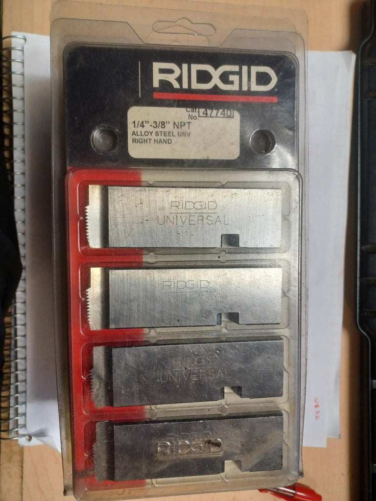 Ridgid 47740 1/4-3/8" Right Hand Universal Dies New Surplus