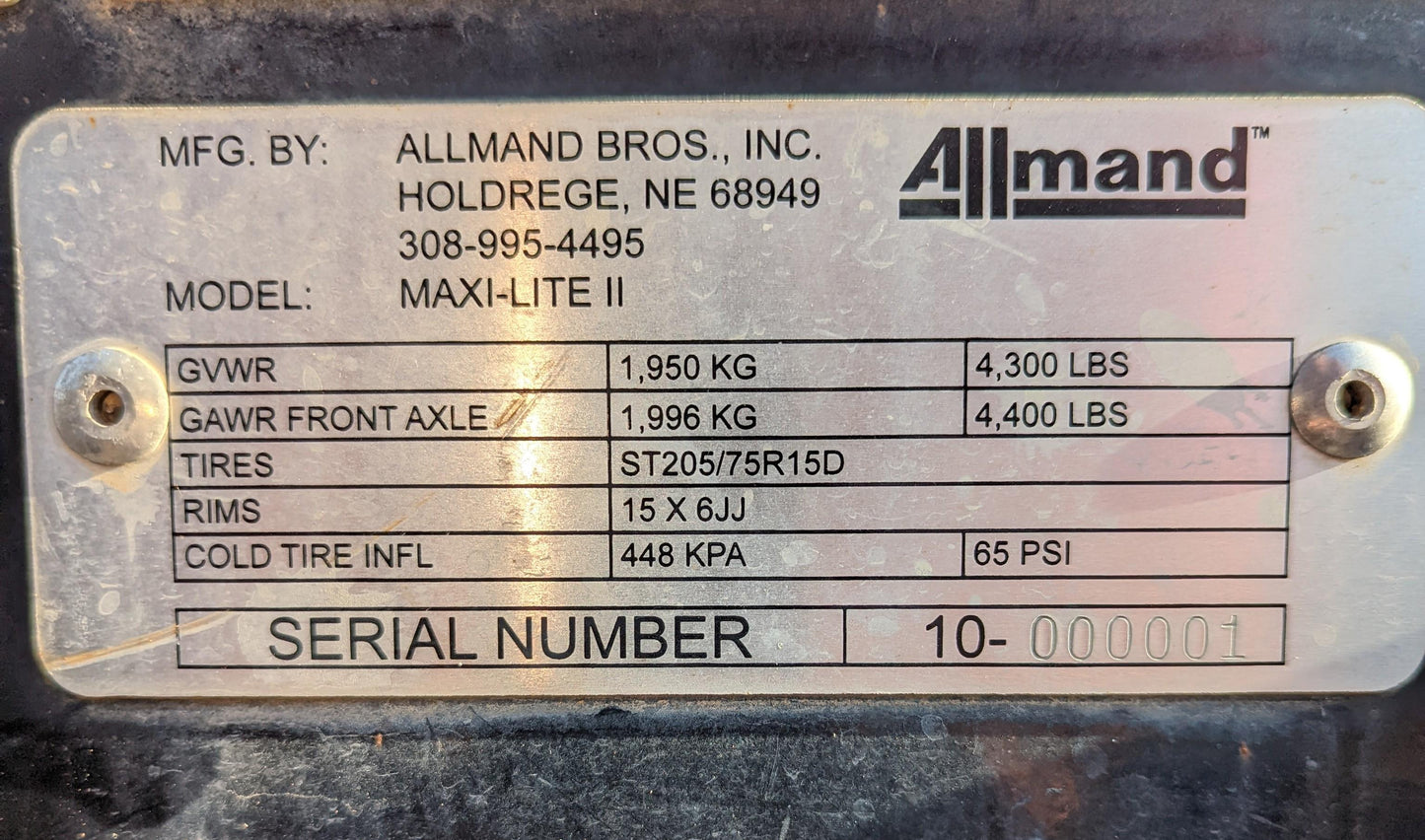 Allmand Maxi-Lite II Portable Lighting Tower - Reconditioned